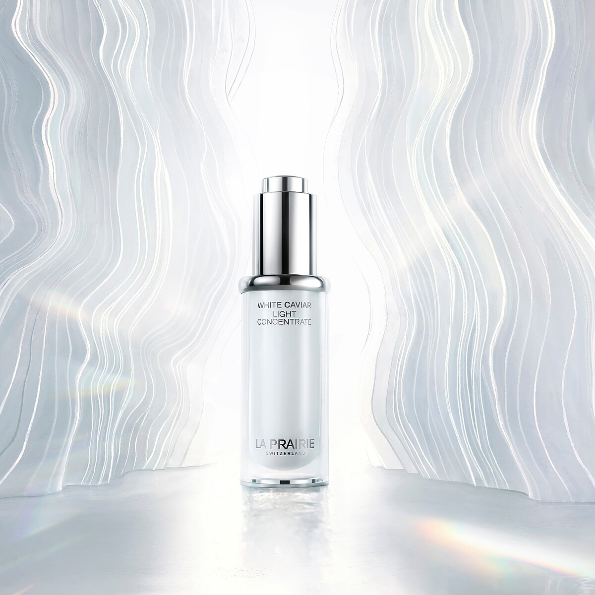 LA PRAIRIE萊珀妮鑽白魚子時空亮顏精萃情境圖。