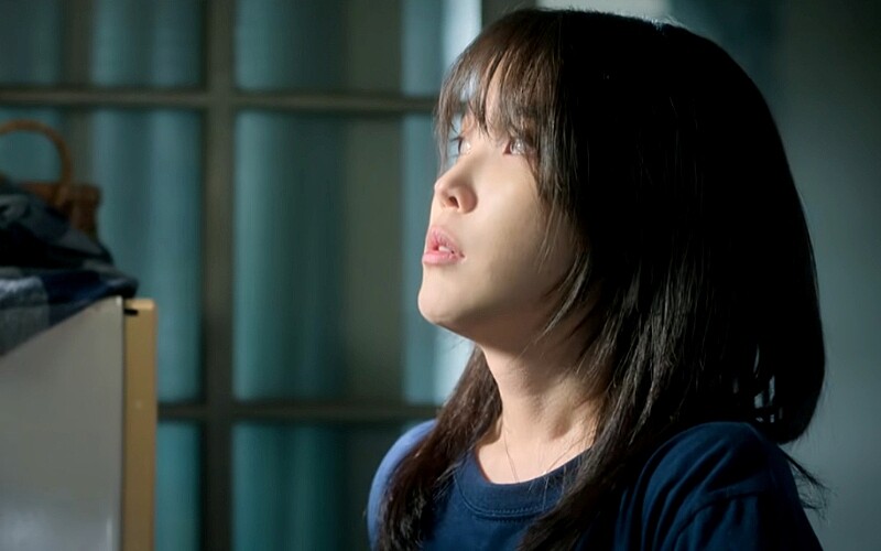 《苦盡柑來遇見你》IU李知恩 同時也飾演愛純的女兒金明 &copy;Netflix