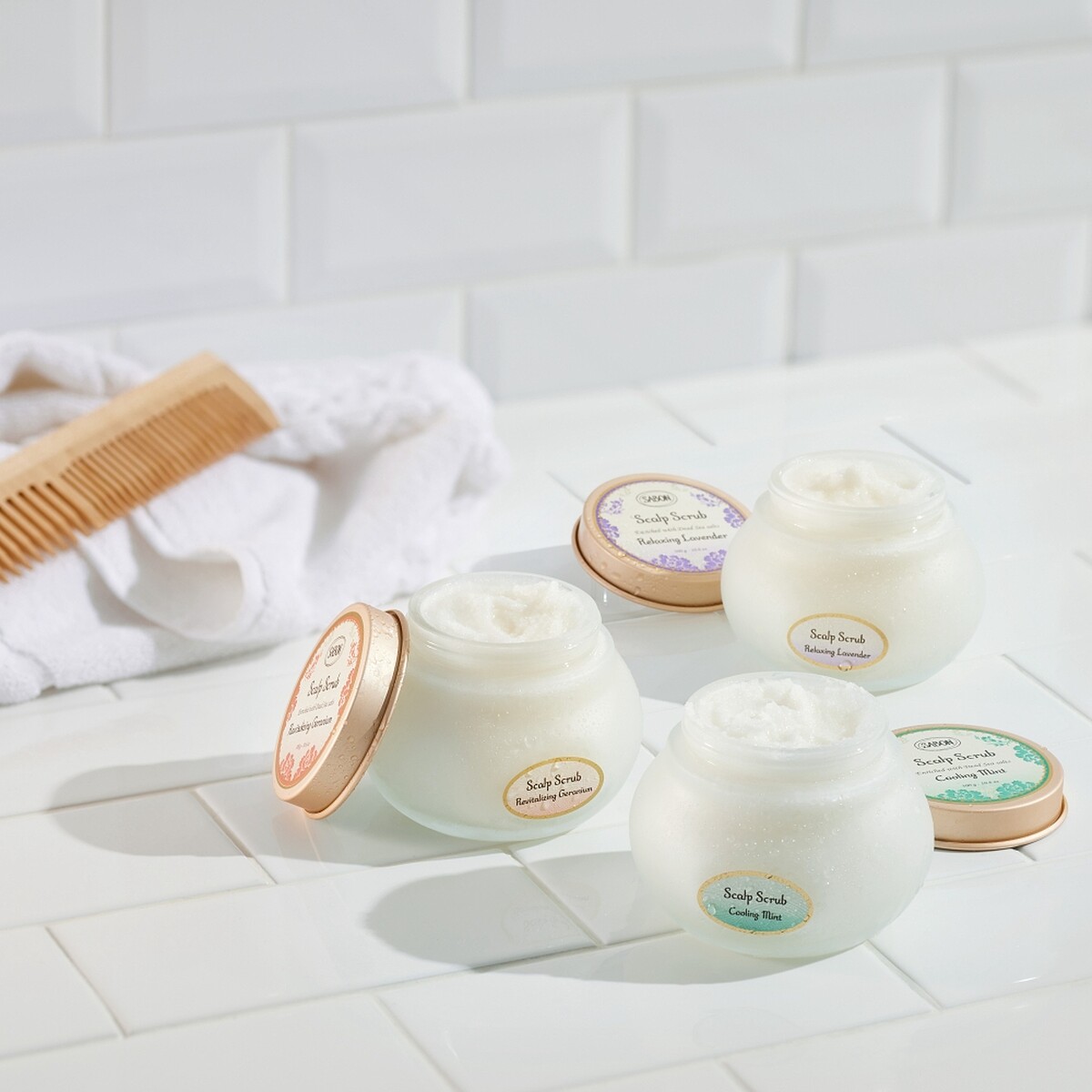 SABON死海鹽頭皮磨砂膏(沁心薄荷、舒緩薰衣草、賦活天竺葵)90g，NT980、300g，NT1980