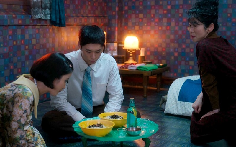 《苦盡柑來遇見你》不懷好意的闆娘由姜末今客串 &copy;Netflix