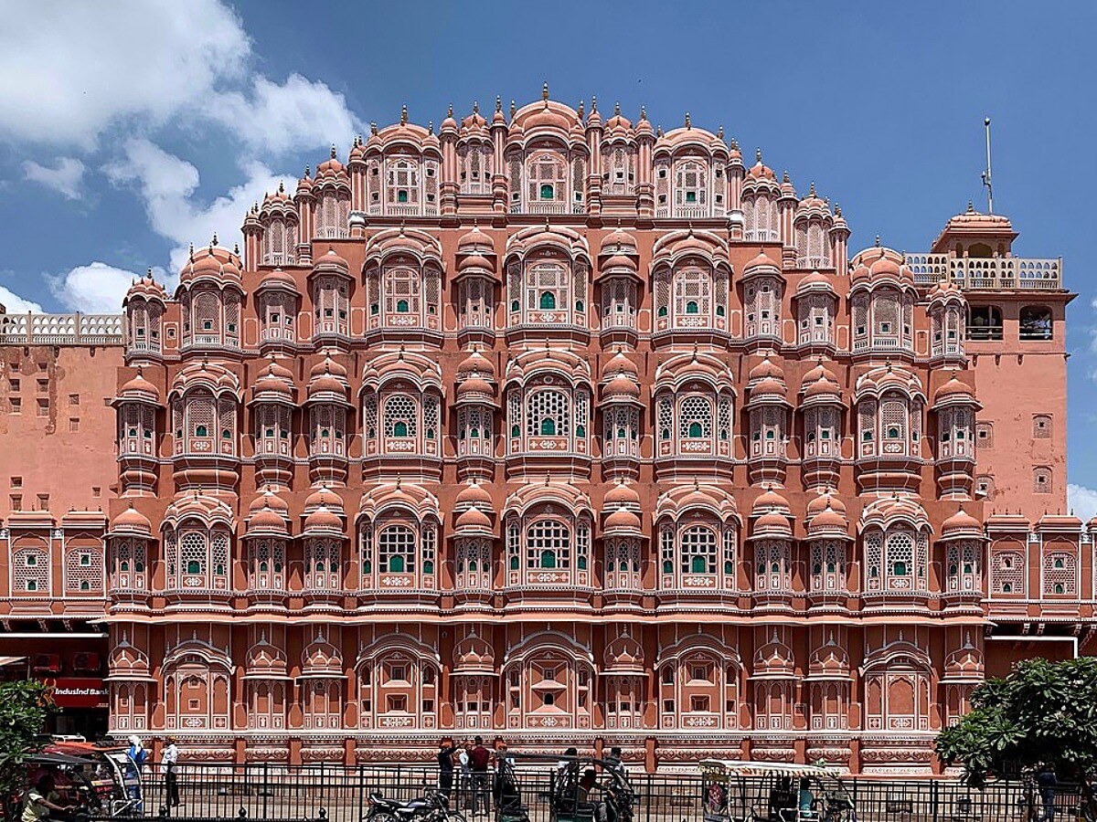 知名的「風之宮殿（Hawa Mahal）」（翻攝維基百科）。