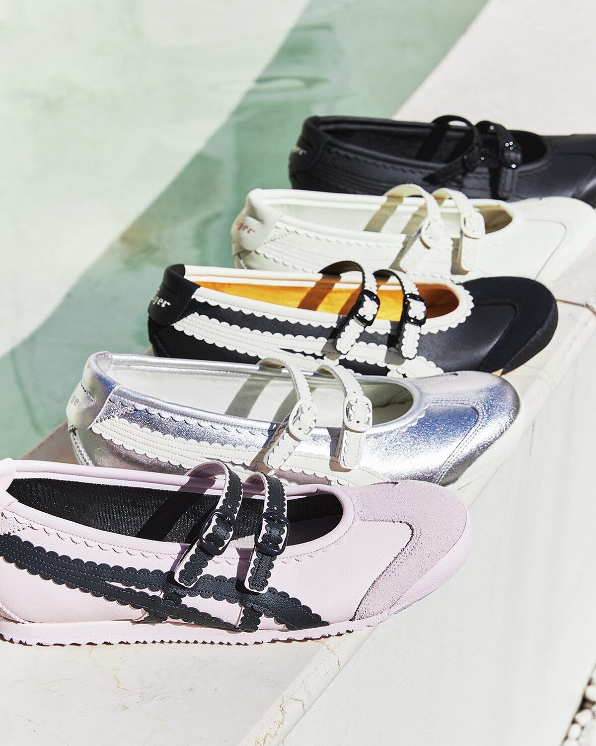 The North Face MEXICO 66&trade; TGRS &ndash; 銀色/黑白色/粉色/米色/黑色 建議售價 NTD 4,280