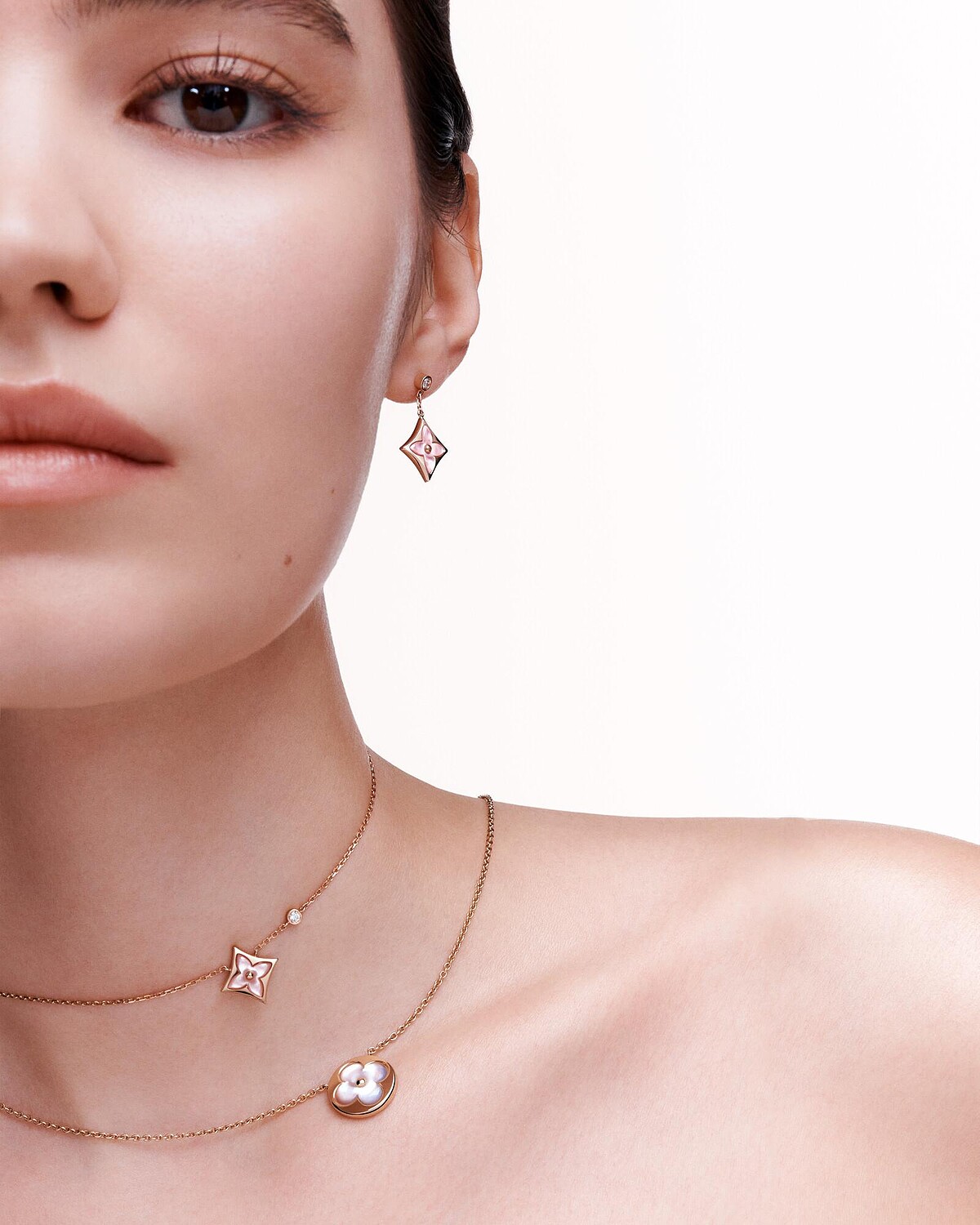 LV路易威登 Color Blossom系列珠寶新品穿戴示範