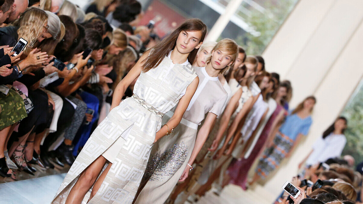 【2015紐約時裝週】畢卡索的悠閒時光！Tory Burch 2015 春夏系列浪漫回歸