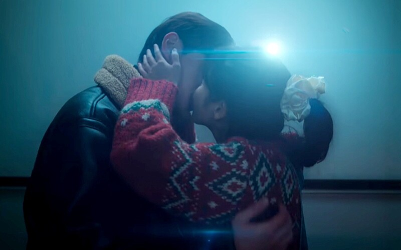 《苦盡柑來遇見你》英凡與金明 &copy;Netflix