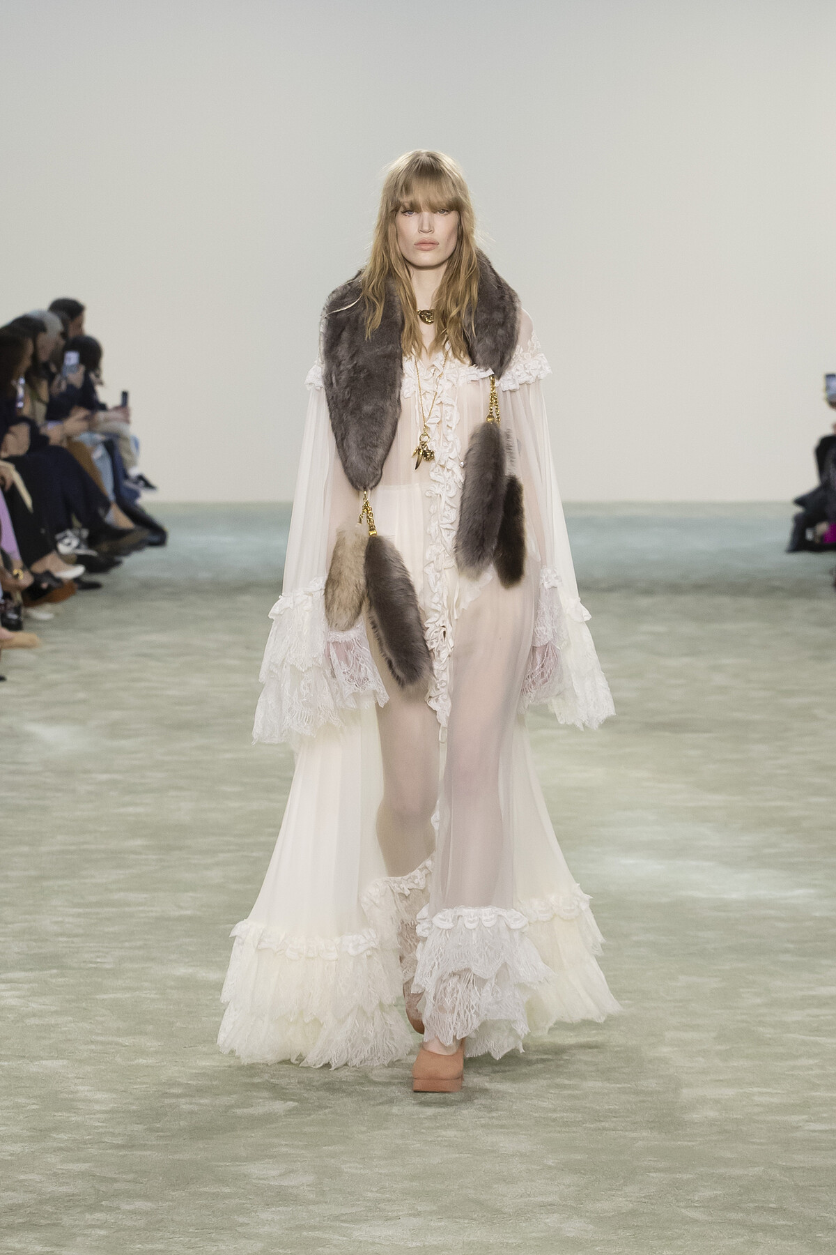 Chlo&eacute;25FW系列。