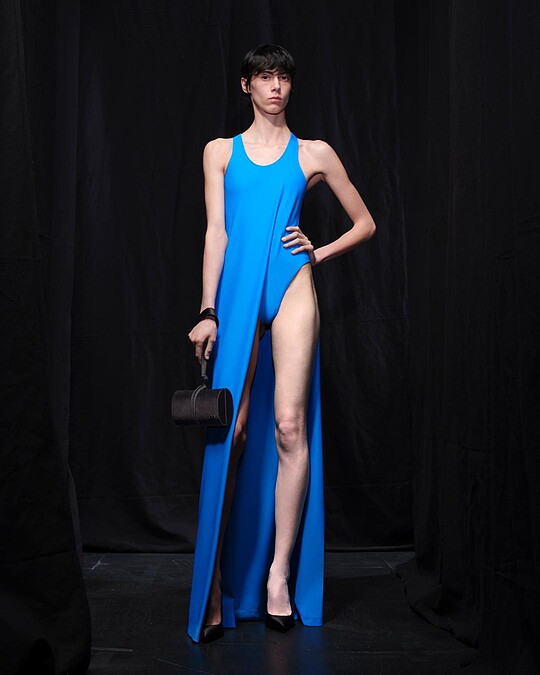 Balenciaga25FW系列。