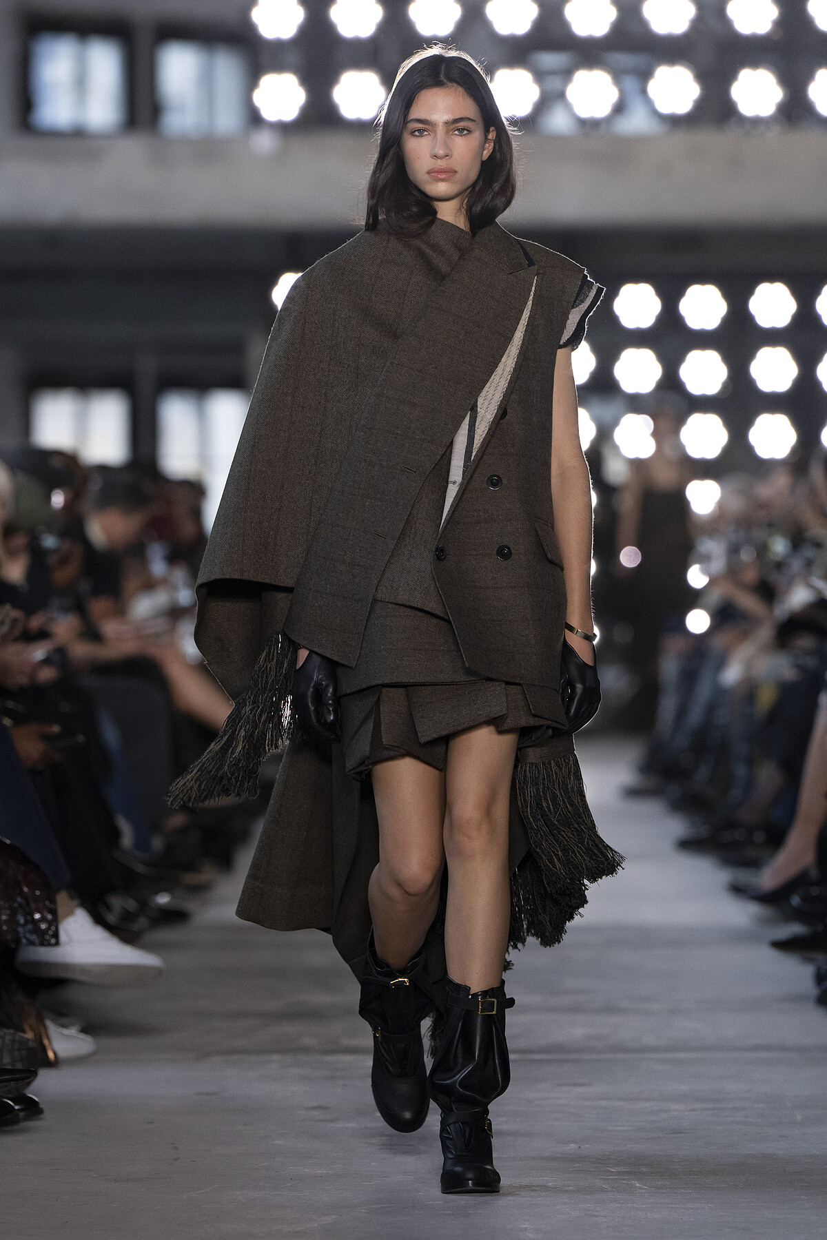 Sacai25FW系列。