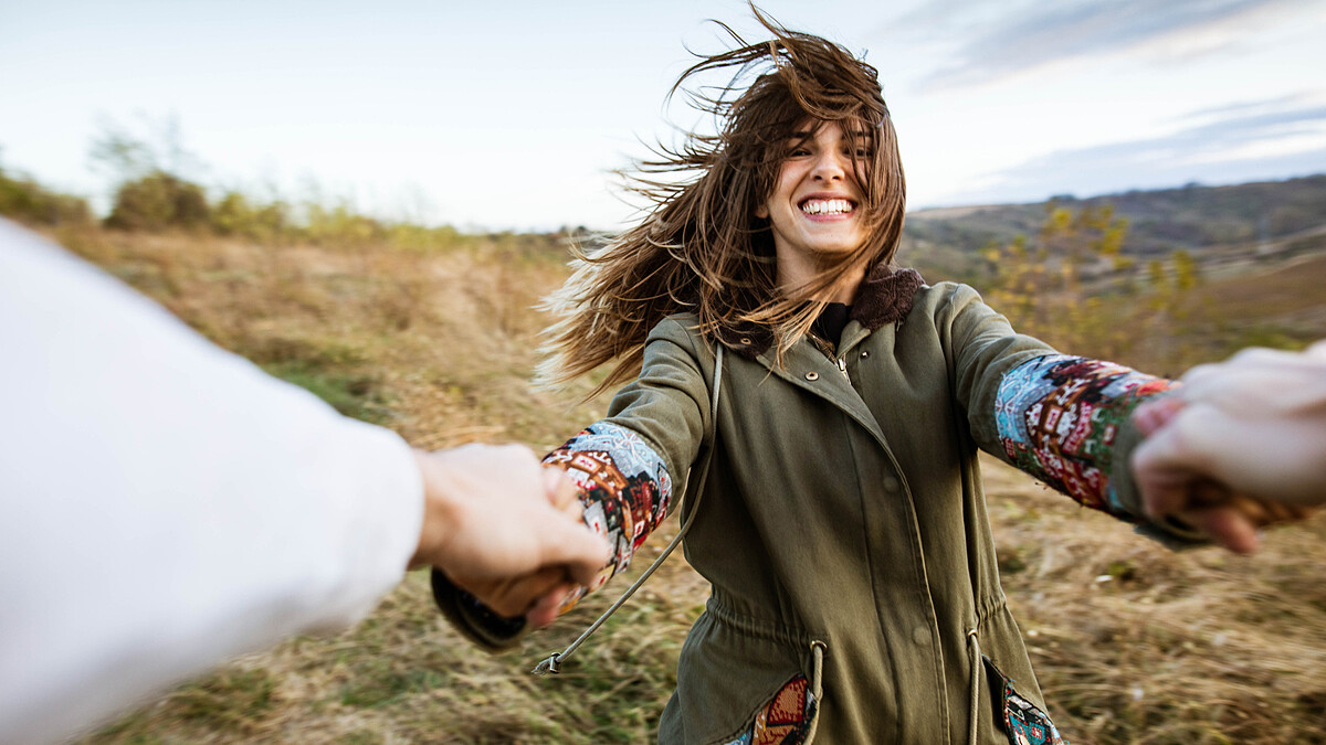 愛情不是只有兩人世界！成年後的感情，是現實與責任的拉扯