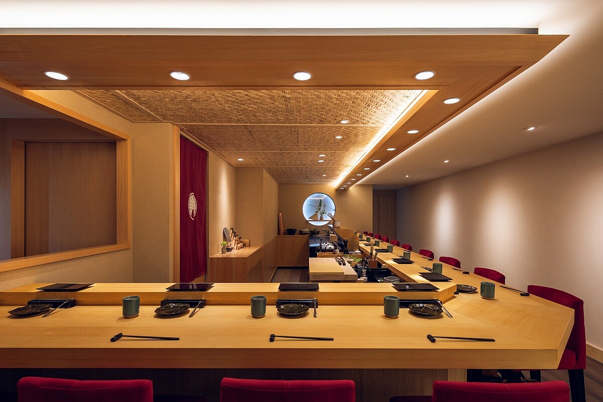 Tom 和 Peggy 兩人更以顧客的角度親自設用餐空間所有細節。