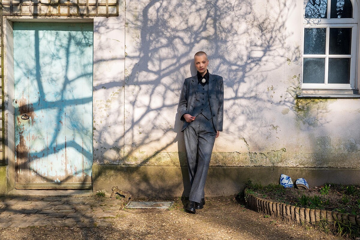 agn&egrave;s b.2025秋冬系列。