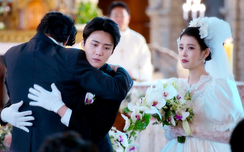 《苦盡柑來遇見你》金宣虎 IU&copy;Netflix