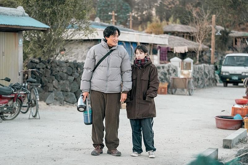 《苦盡柑來遇見你》朴海俊 IU &copy;Netflix