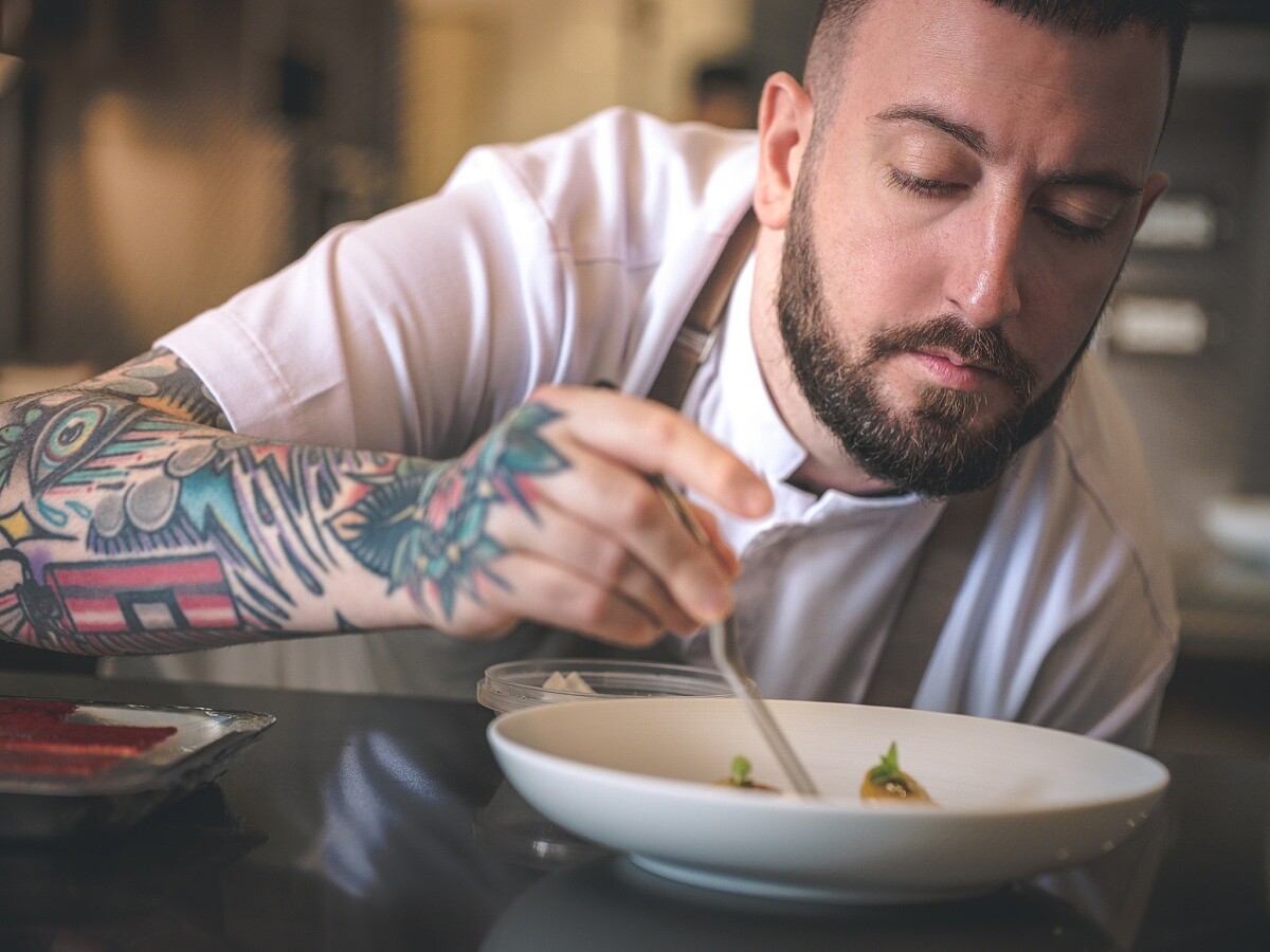 來自義大利托斯卡尼的主廚 Iacopo Frassi。