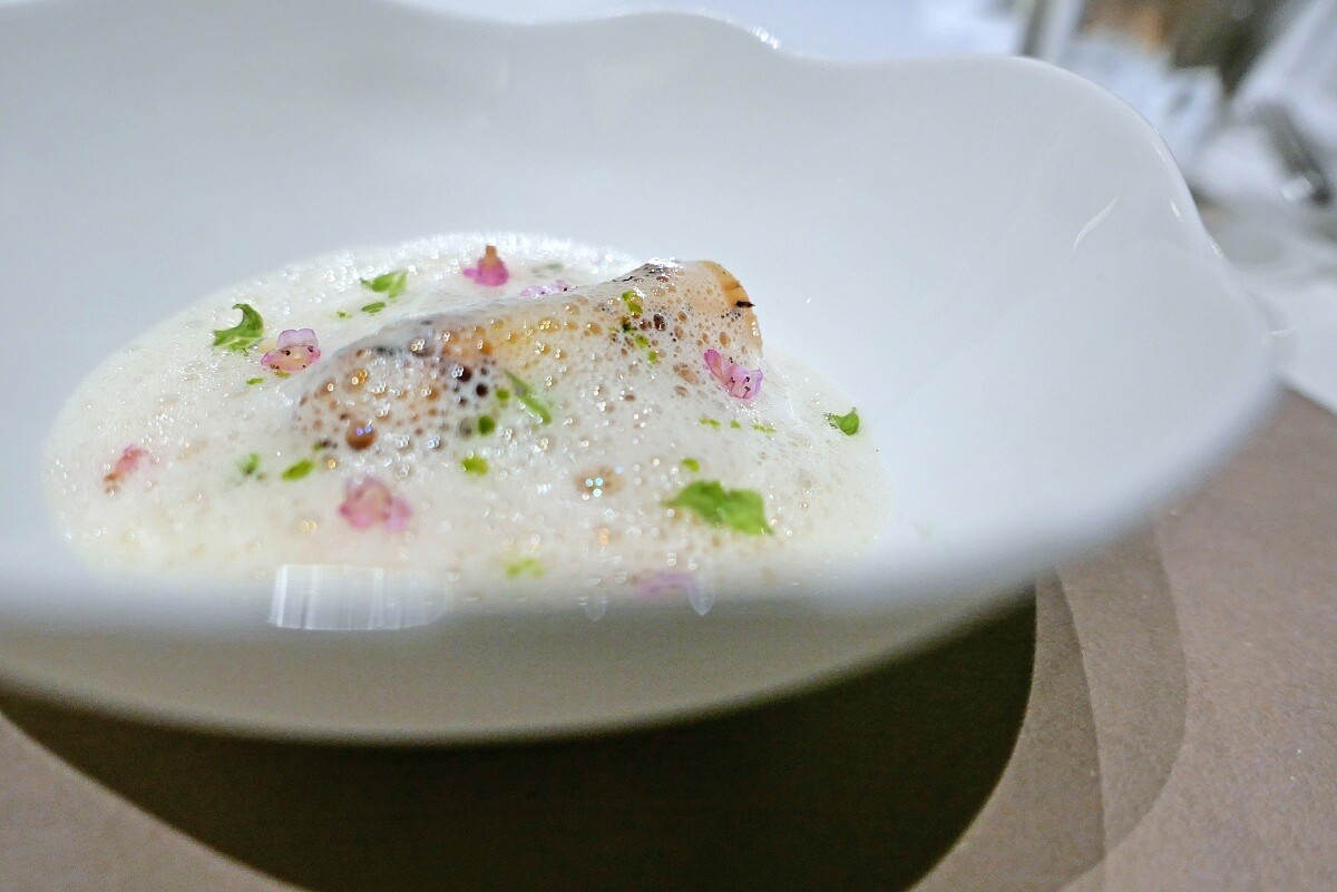 「白蘆筍｜大麥麴｜歐芹」。