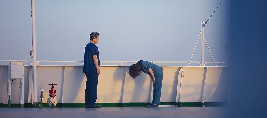 對鄭世玉而言，和崔德熙工作的日子也是最開心的，但被逐出師門後，每段回憶都令她痛苦，鞠躬拜別恩師，說是最後一次合作了。