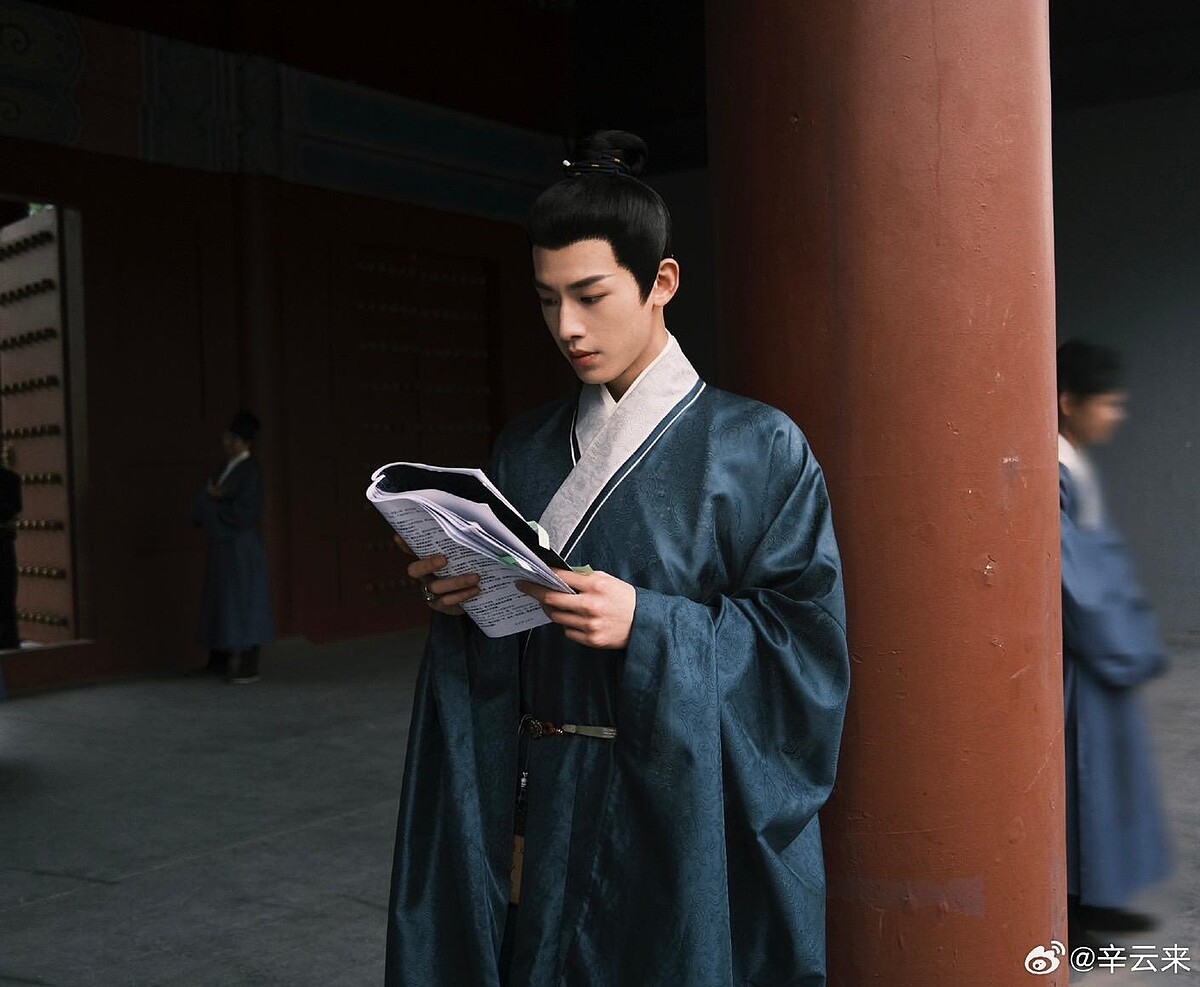  辛雲來因單純特質獲選男主。