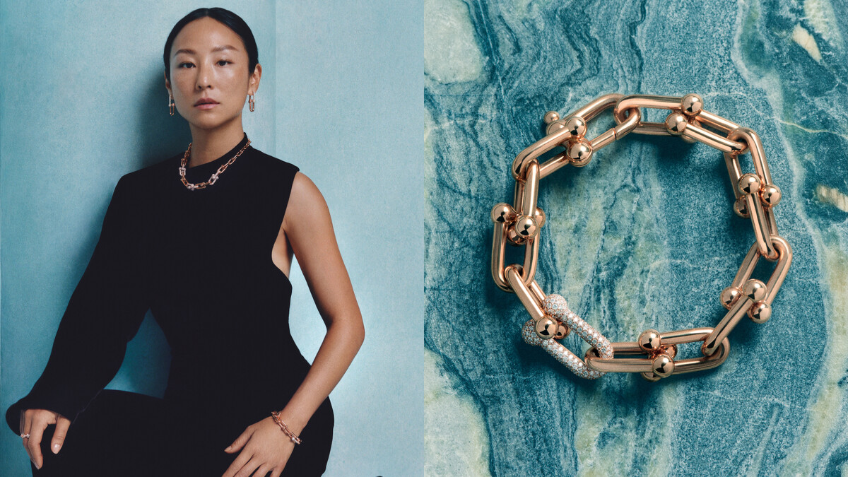 Greta Lee佩戴Tiffany HardWear系列玫瑰金鑲鑽扣環手鍊。