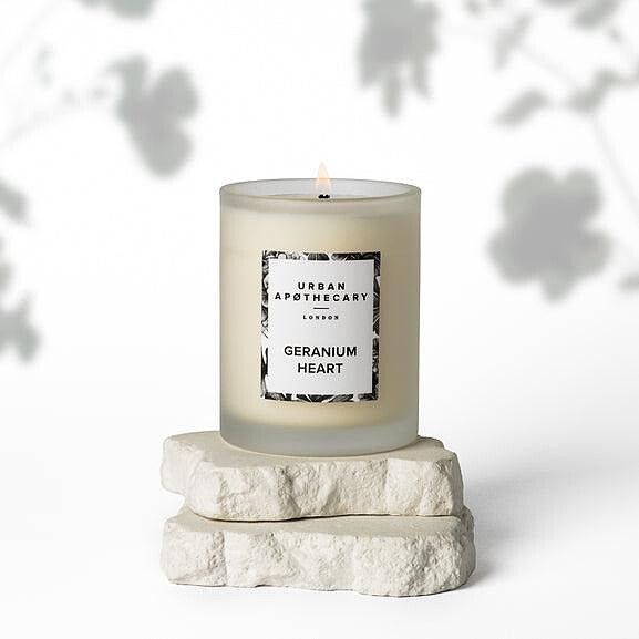 Urban Apothecary心靈浴系列-無憂天竺葵70g，NT990、300g，NT2,290