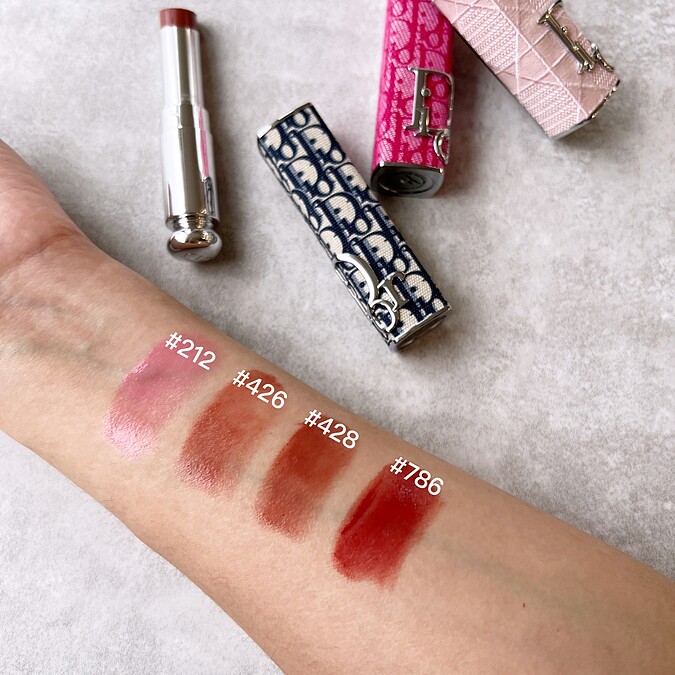 迪奧癮誘唇膏2025年新色#212、#426、#428、#786手部試色。