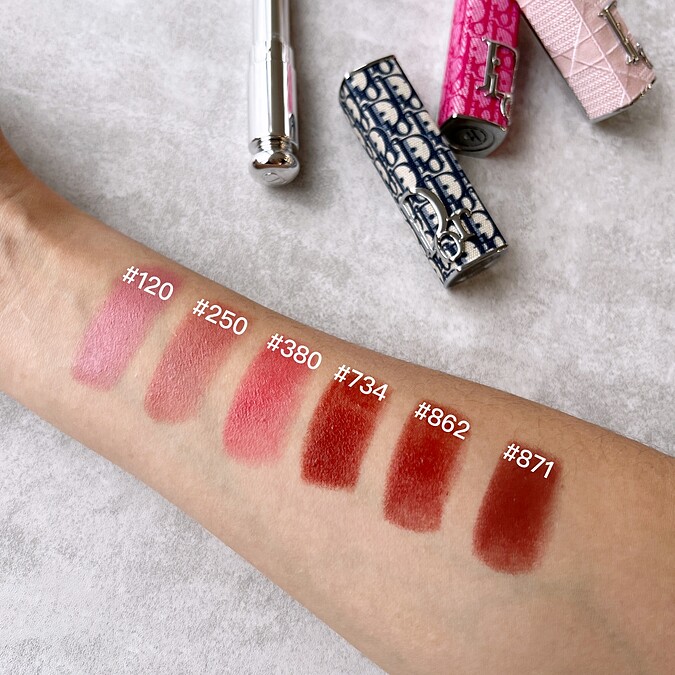 迪奧癮誘唇膏2025年新色#120、#250、#380、#734、#862、#871手部試色。