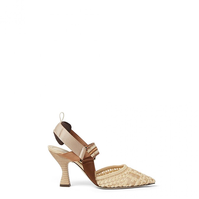 FENDI 拉菲草編織 Colibr&igrave; 建議售價NT$39,800