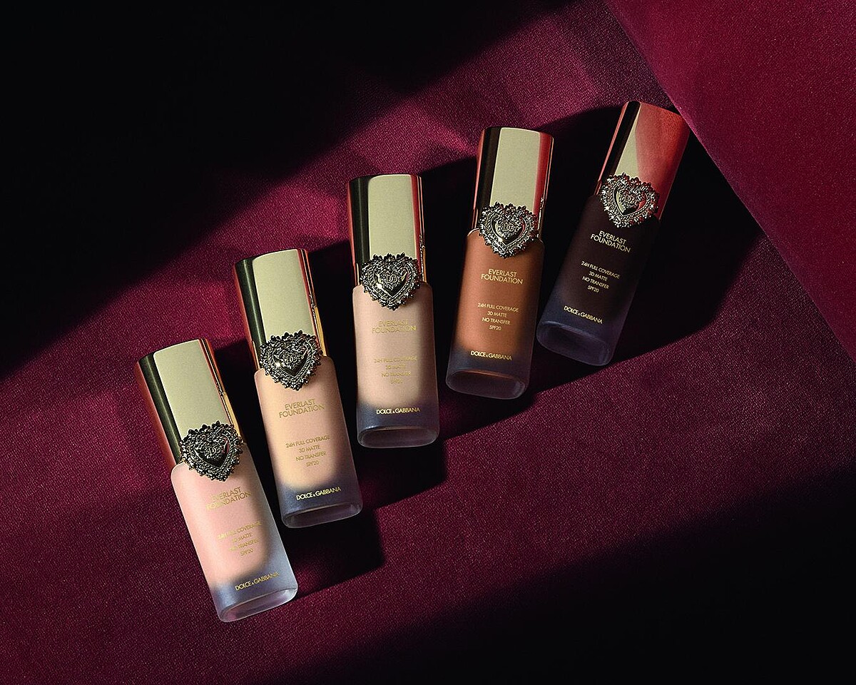 Dolce&Gabbana摯愛柔霧無瑕粉底液(共40色)，NT2,300