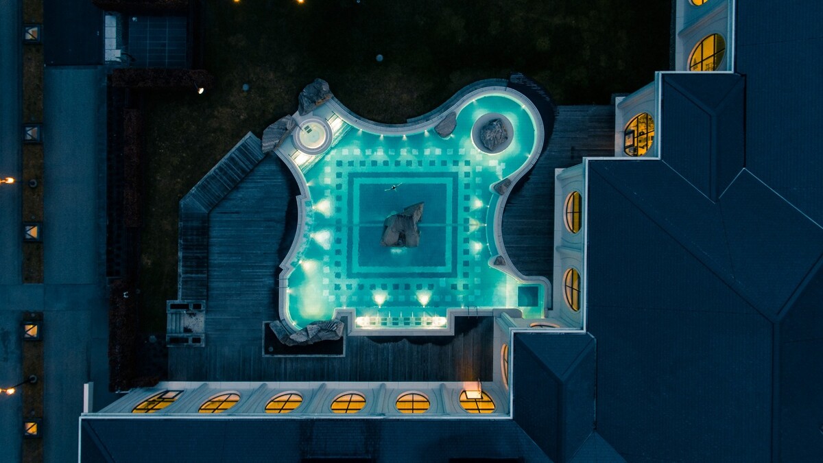 塔米納溫泉浴場鳥瞰視角