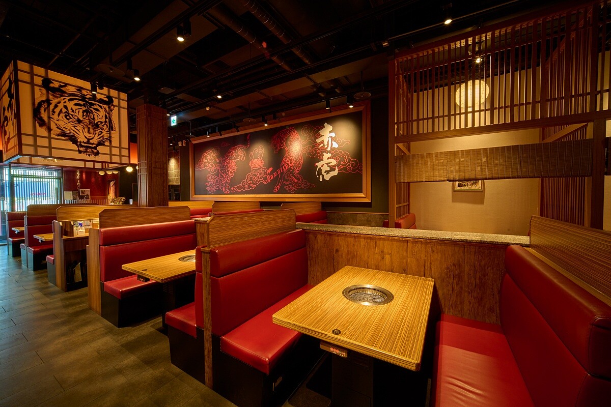 「赤虎燒肉」內湖店空間。
