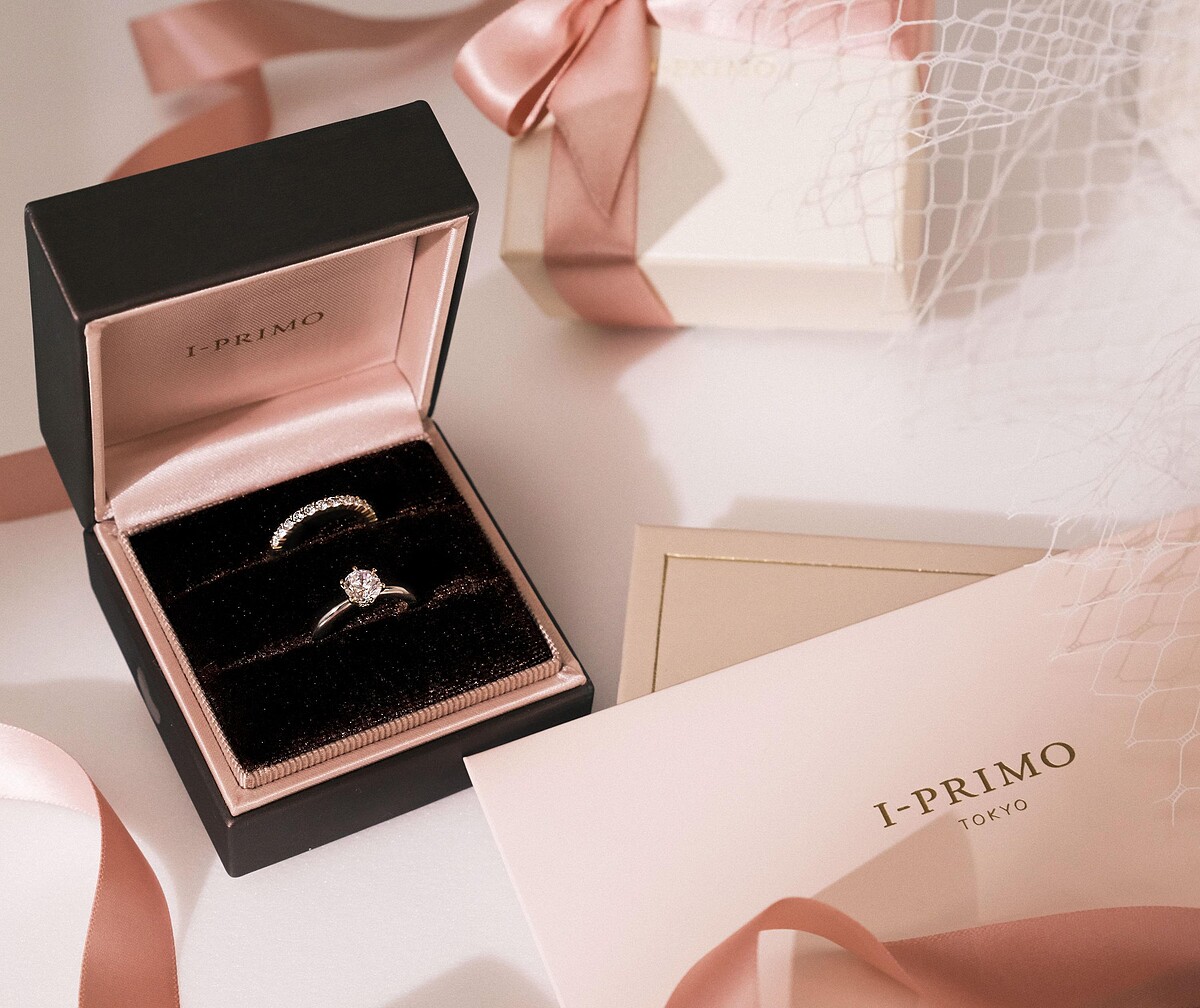 KOKOROBOSHI系列訂婚鑽戒、MANI HALF永恆戒。
