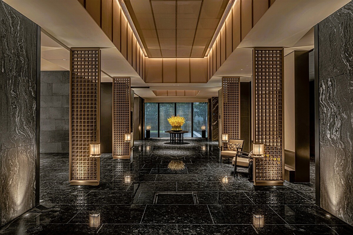 北投晶泉丰旅大廳。