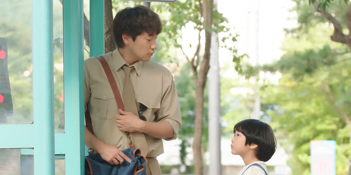 樂俊好奇小男孩居然能看到他在收信！？