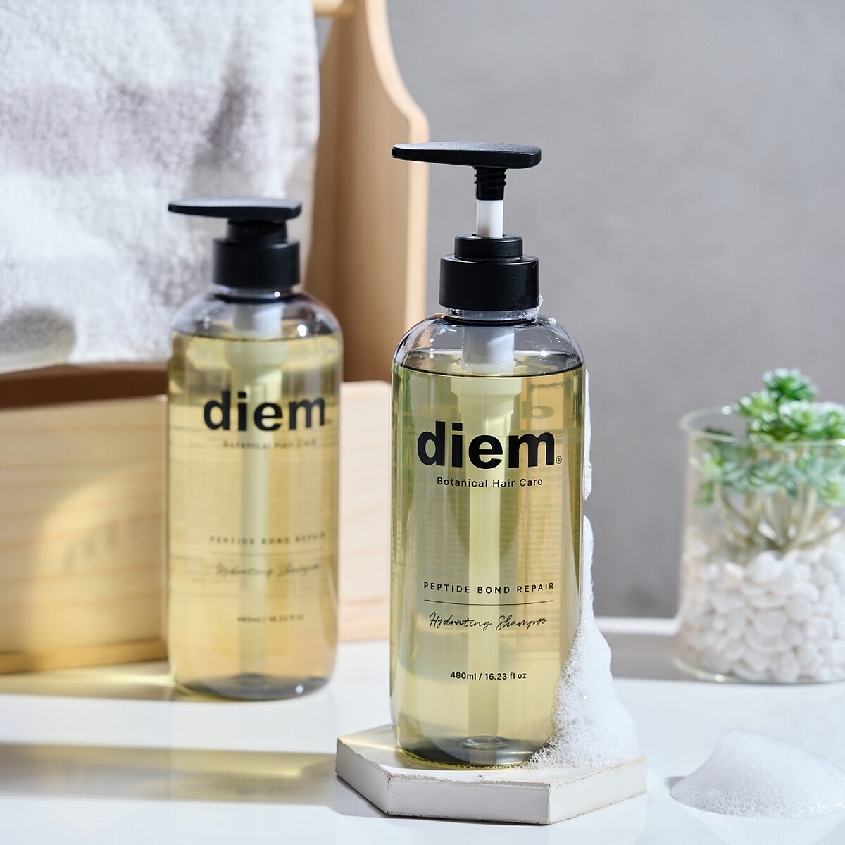 diem水潤亮澤洗髮精480ml,NT450。頭皮滋養洗髮精480ml,NT450