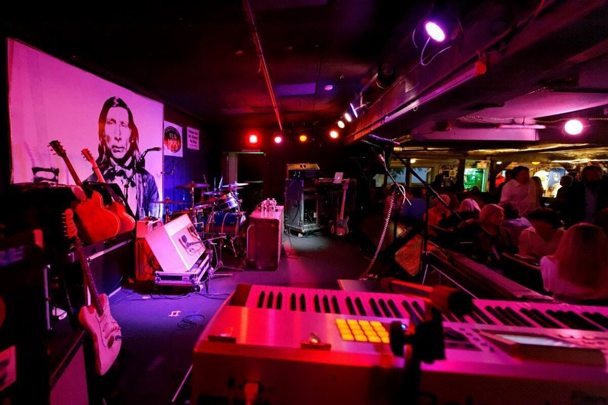 「Stephen Talkhouse」音樂酒吧。