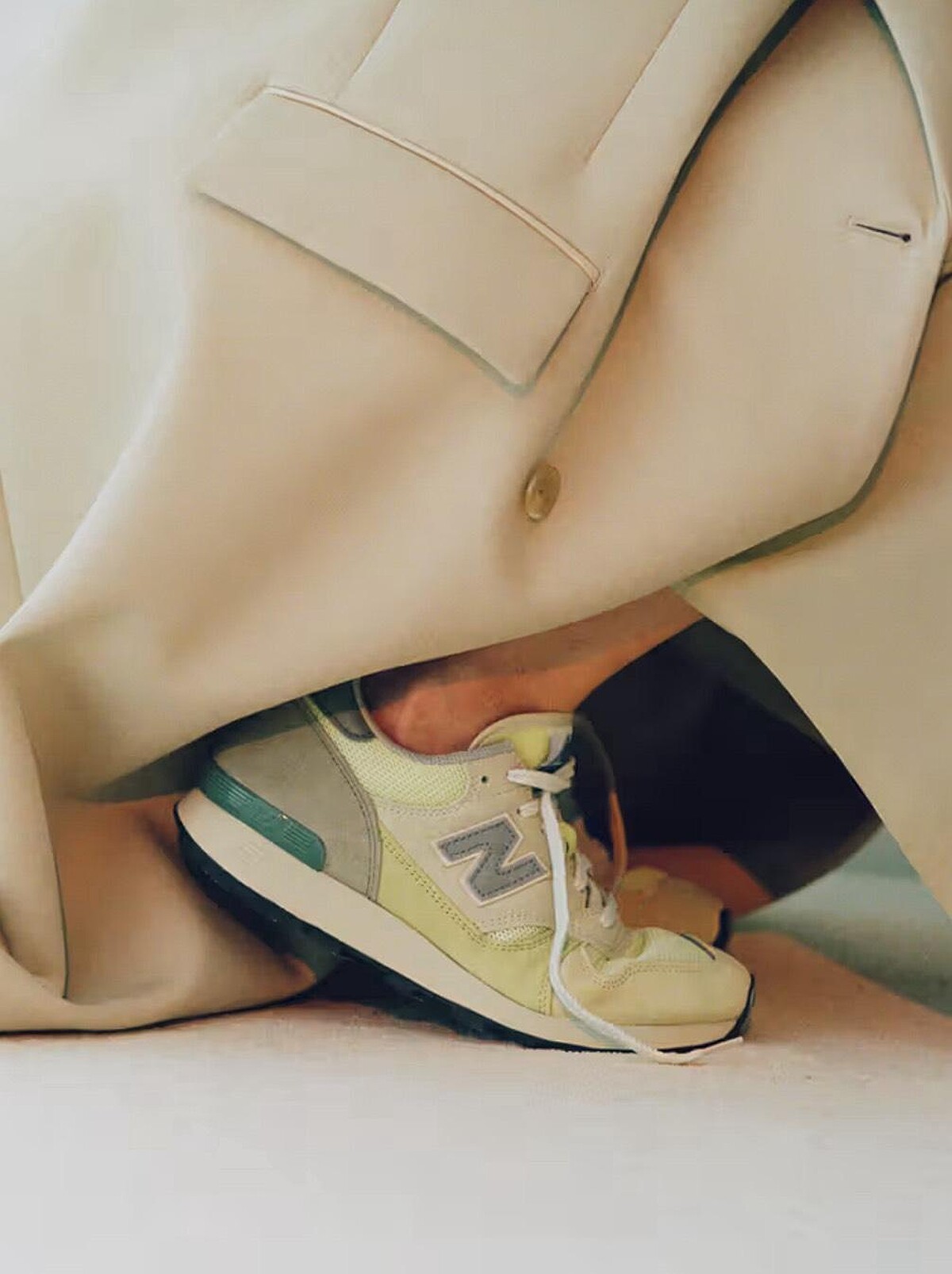 AURALEE x New Balance 475 Light Green 配色