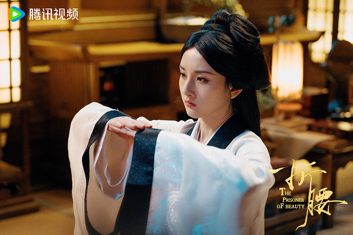 宋祖兒飾演的小喬展現其謀略的劇照