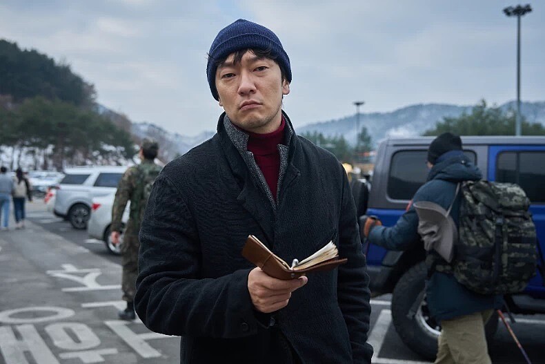 孫錫久於《血謎拼圖》中飾演類型獨特的刑警。