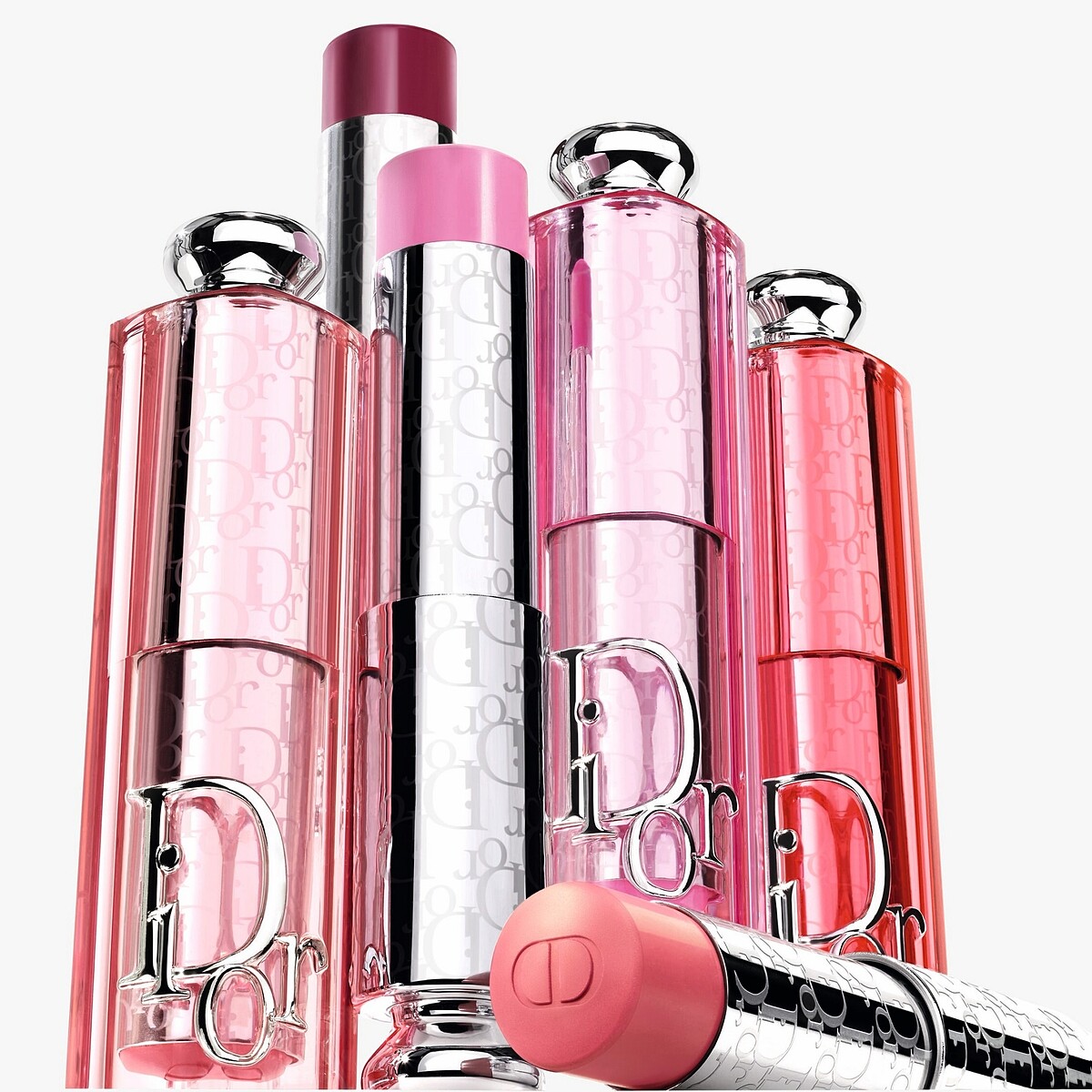 迪奧粉漾緹花頰彩棒情境圖。