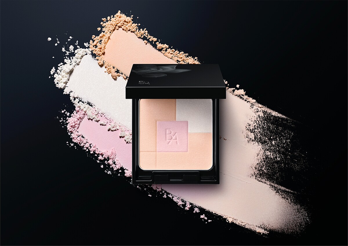 POLA B.A三色亮妍蜜粉餅，NT2,350