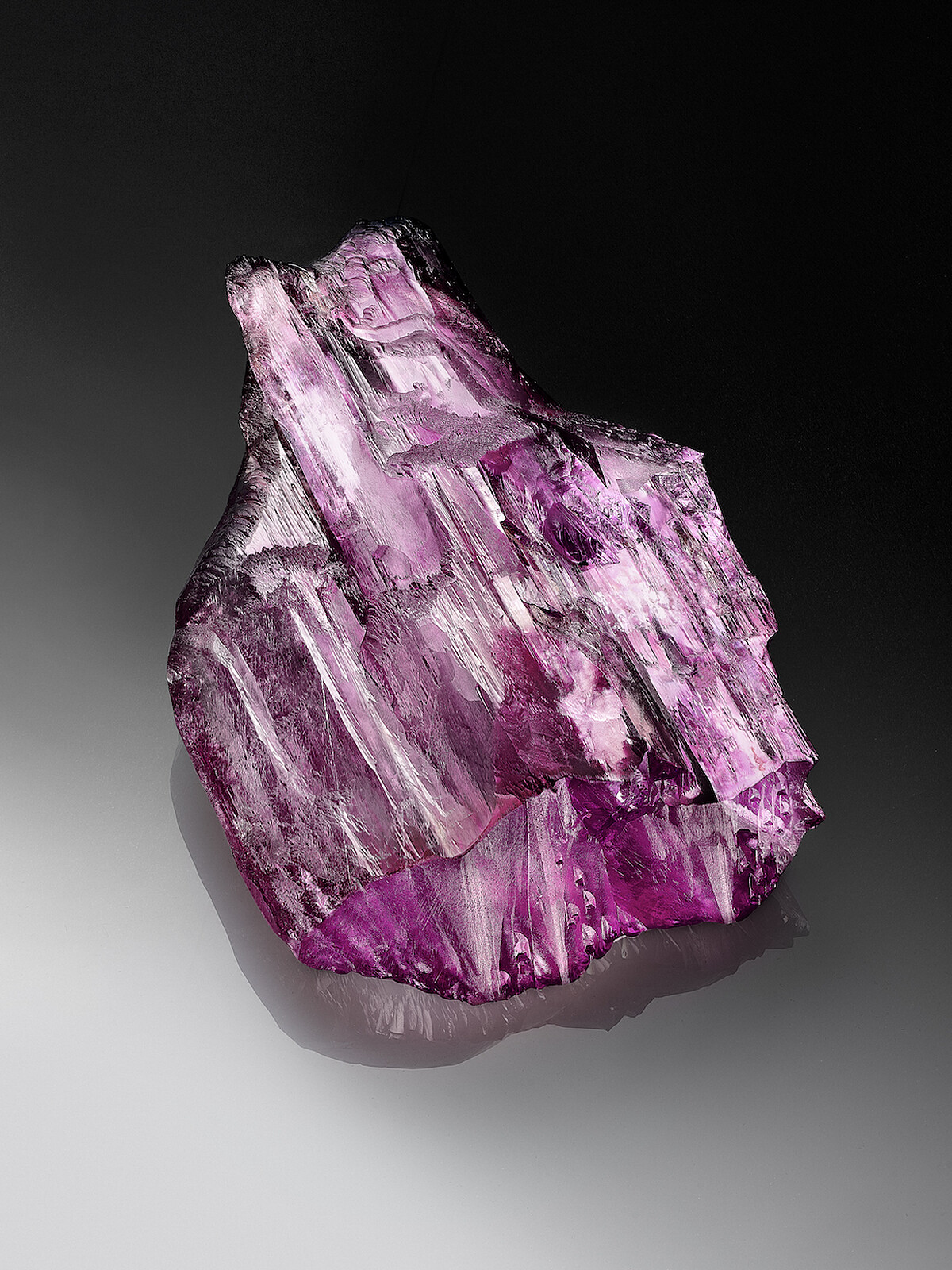 Tiffany & Co. 重逾7,500克拉的珍稀孔賽石