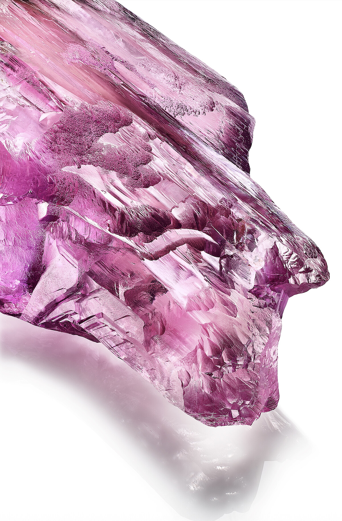 Tiffany & Co. 重逾7,500克拉的珍稀孔賽石