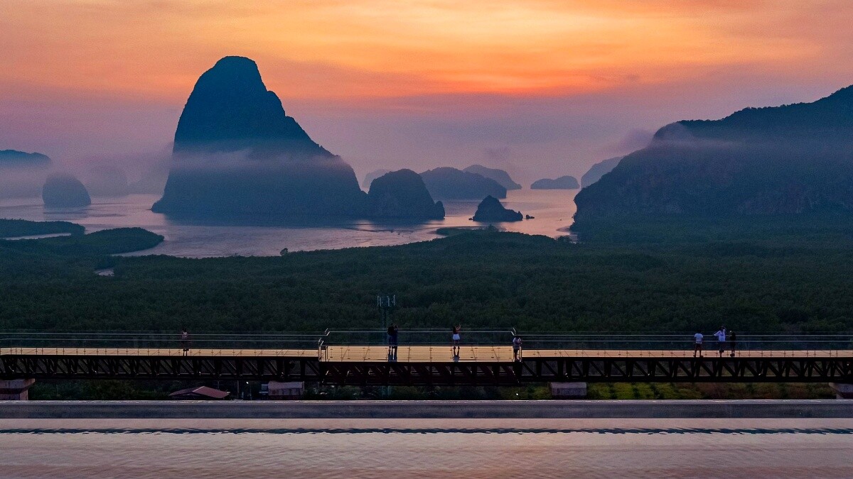 攀牙景點推薦天空步道Beyond Skywalk Nangshi