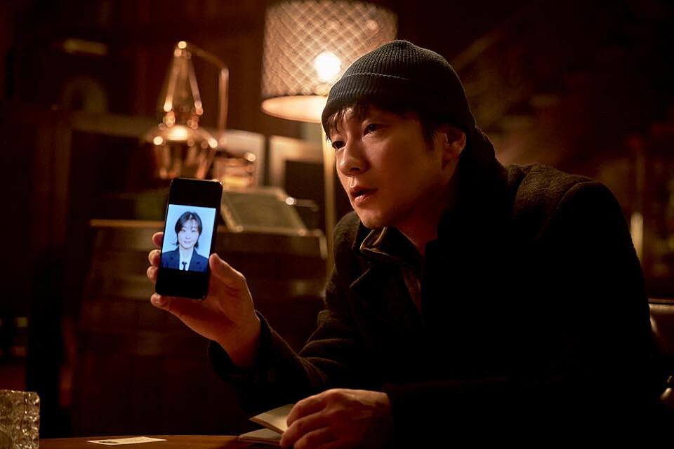 尹異羅與金瀚泉在劇中互相調查、犯罪側寫彼此。