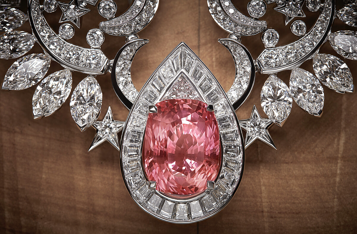 Chanel 2025頂級珠寶系列《Reach For The Stars》代表作&mdash;&mdash;Wings of CHANEL項鍊工藝圖