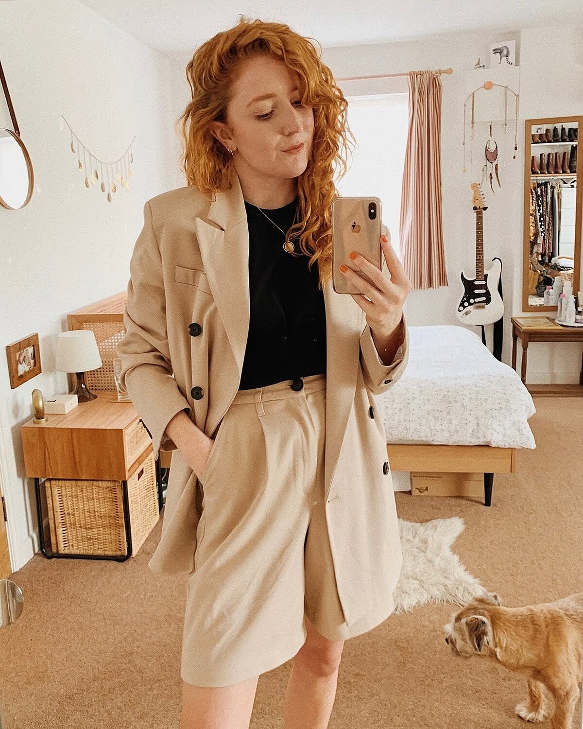 Instagram @less.thelabel