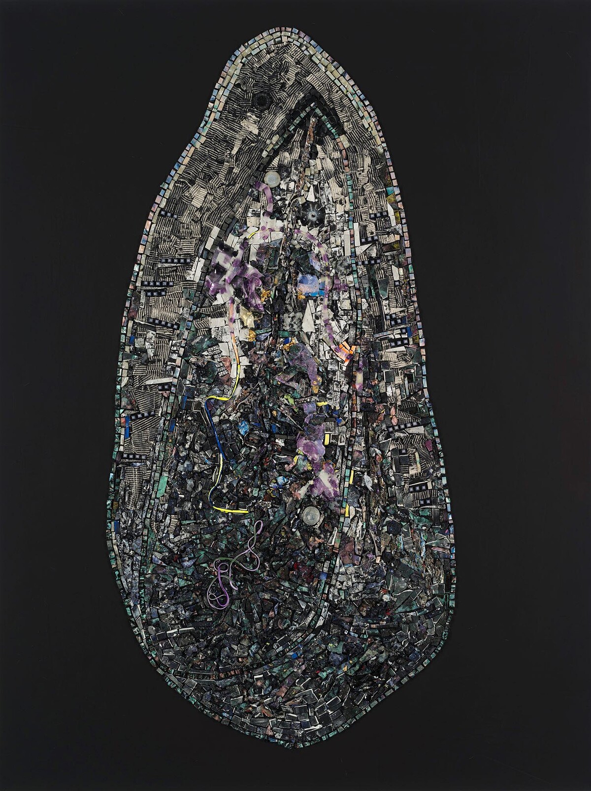 Jack Whitten｜黑色巨碑 VII（Black Monolith VII, Du Bois Legacy: For W.E. Burghardt）｜2014｜壓克力顏料畫布｜213.4 &times; 160 &times; 10.2 cm｜Charlotte、Herbert S. Wagner III 收藏｜&copy; 由 Jack Whitten 遺產與 Hauser & Wirth 畫廊提供，攝影：Genevieve Hanson