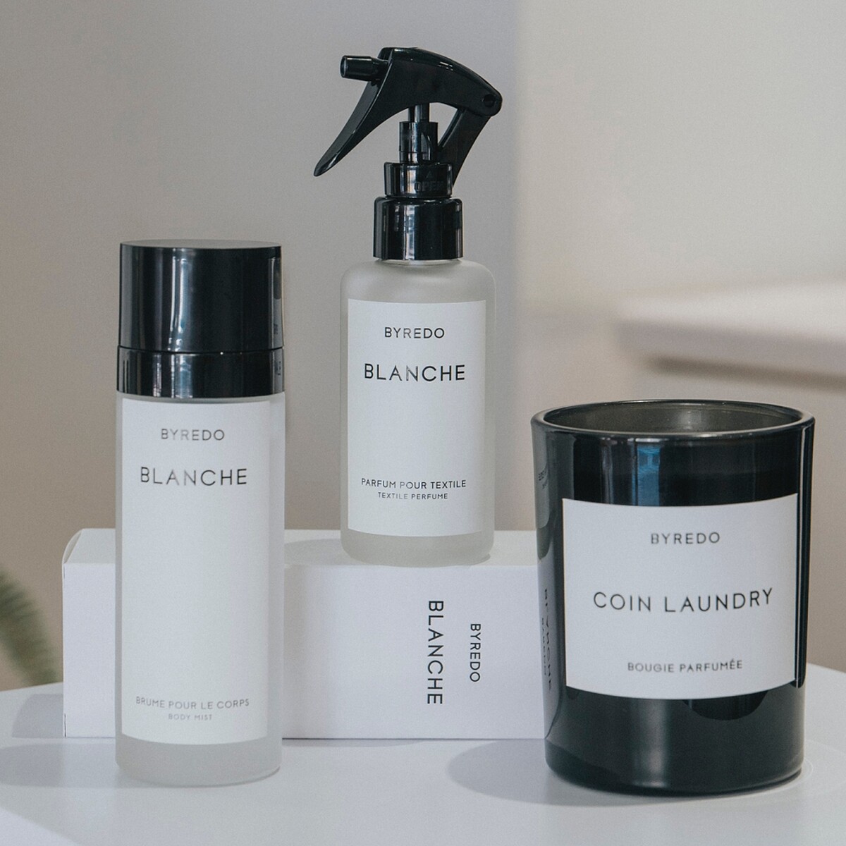 BYREDO返樸歸真身體噴霧、織品噴霧、香氛蠟燭。