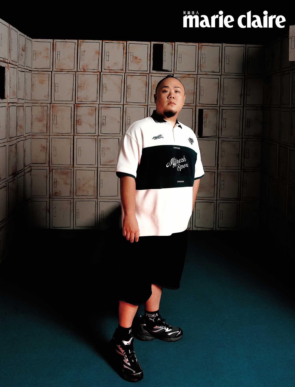 大淵：Polo上衣、短褲，藝人私物；Morphic Retro銀河系運動鞋（黑），Puma。
