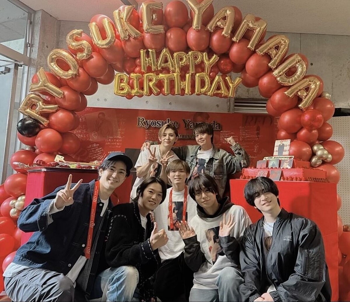 今年演唱會正逢山田涼介生日，Hey!Say!JUMP成員特地到現場給他驚喜。