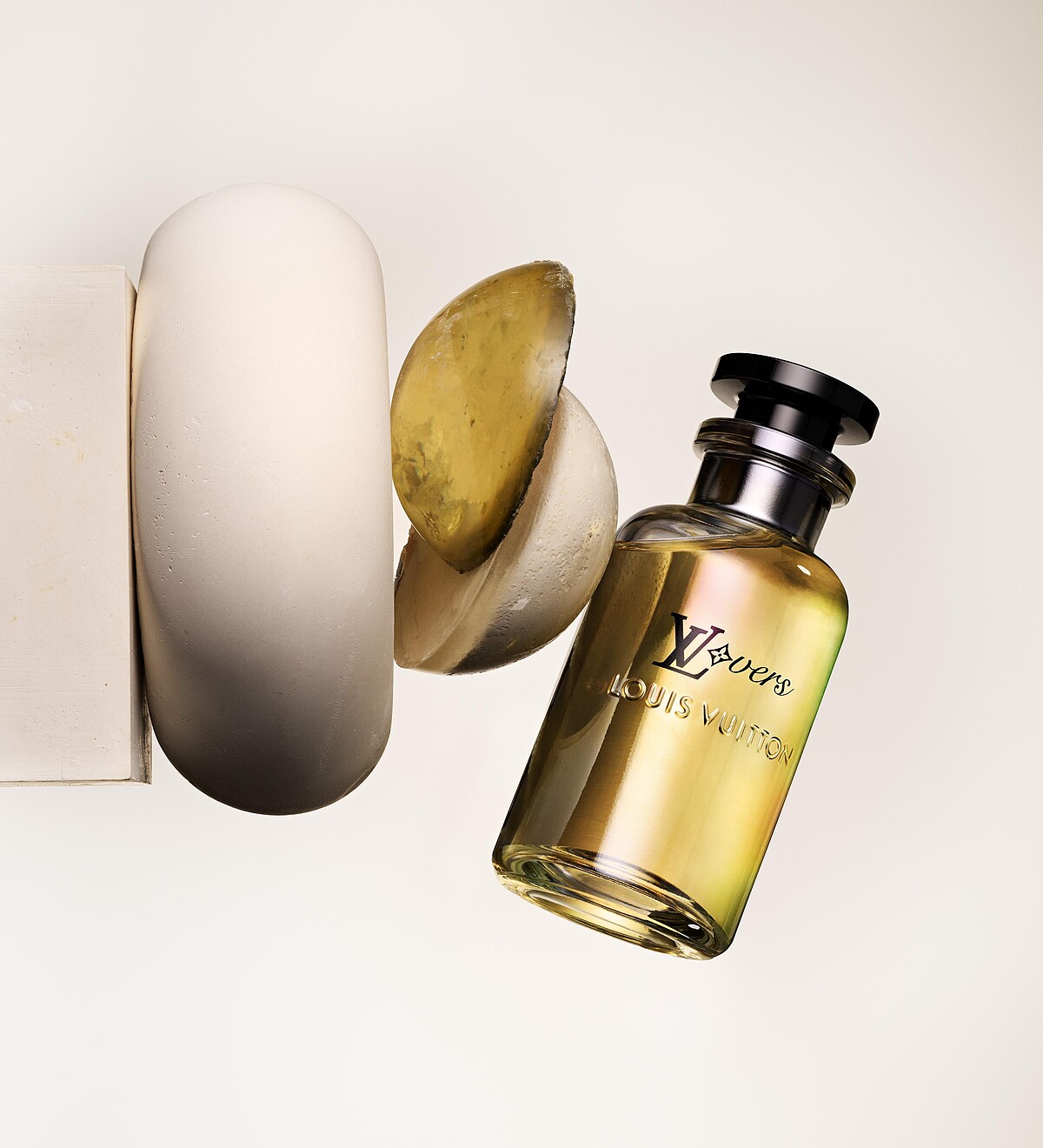 Louis Vuitton LOVERS 香水，NT11,200。